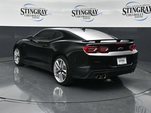 Used 2021 Chevrolet Camaro LT RWD image 6