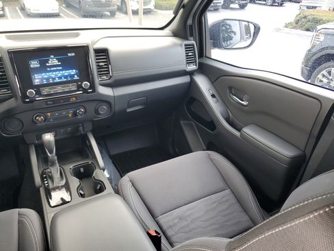 Used 2023 Nissan Frontier SV w/ Midnight Edition Package RWD image 16