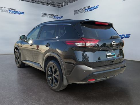 Used 2023 Nissan Rogue SV w/ SV Premium B Package FWD image 7
