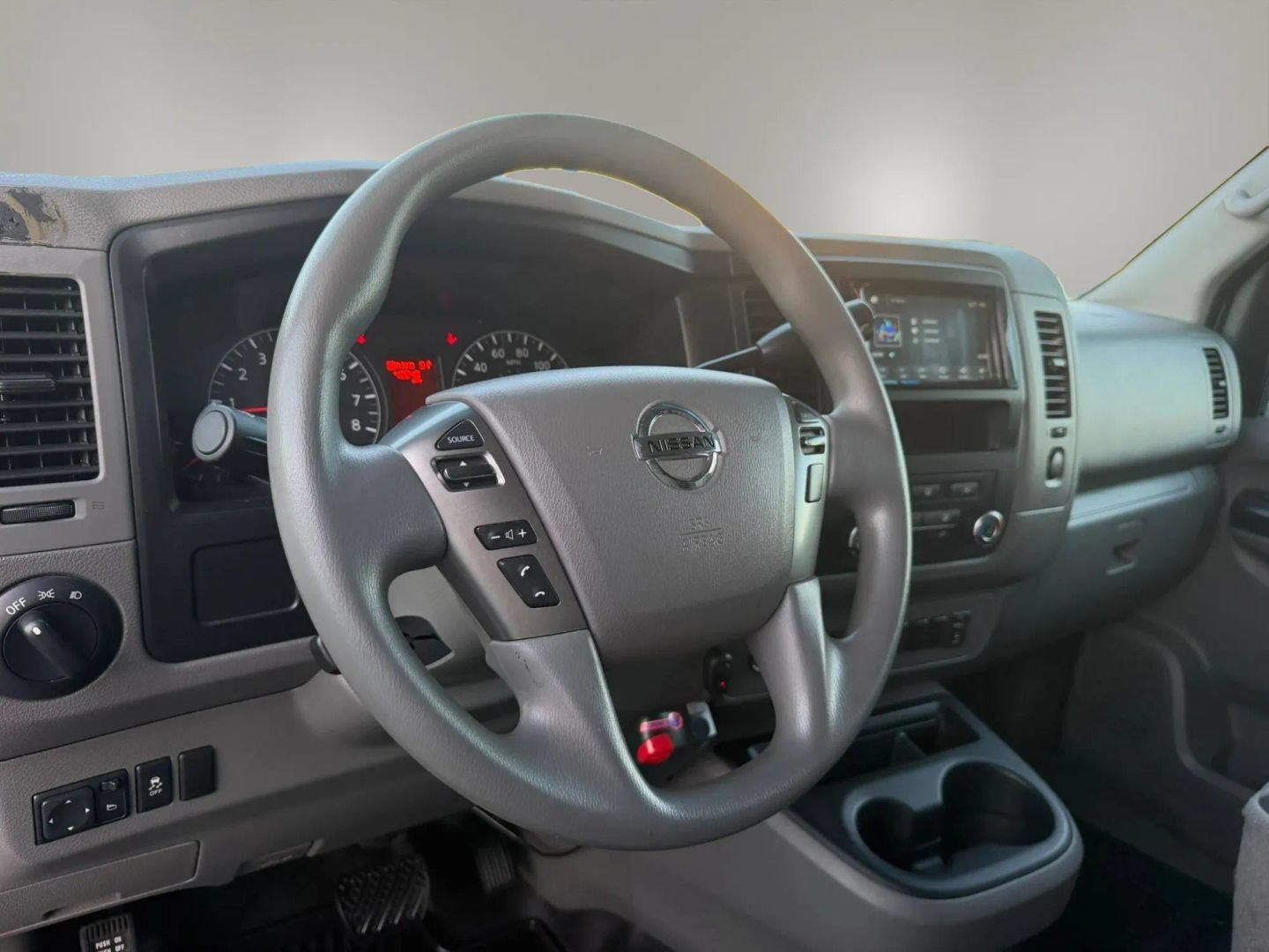 Used 2019 Nissan NV 3500 S RWD image 11