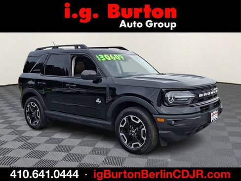 Used 2024 Ford Bronco Sport Outer Banks w/ Tech Package AWD/4WD image 1