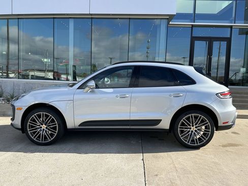 New 2026 Porsche Macan AWD/4WD image 2