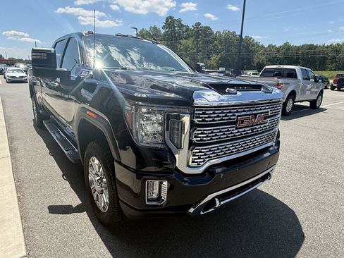 Used 2022 GMC Sierra 2500 Denali w/ Denali Ultimate Package AWD/4WD image 8
