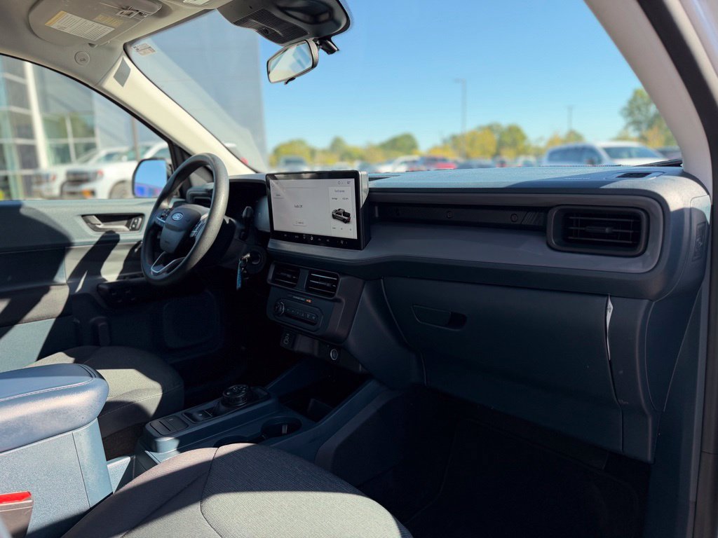 Used 2025 Ford Maverick XL FWD image 9