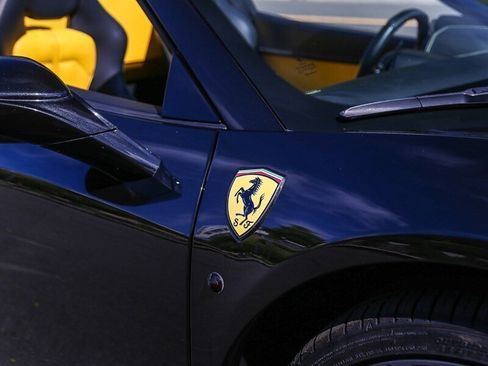 Used 2013 Ferrari 458 Spider RWD image 25