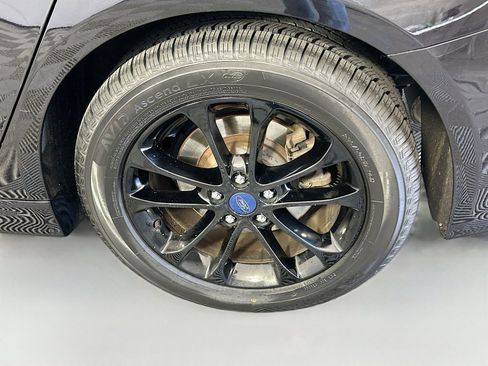 Used 2020 Ford Fusion SE FWD image 30