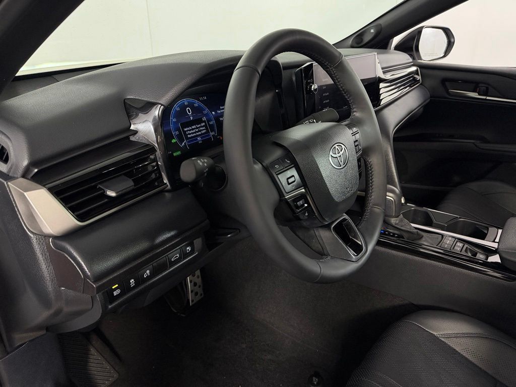Used 2025 Toyota Camry XSE AWD/4WD image 20