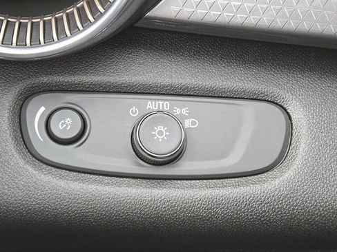 Certified 2024 Chevrolet Trax ACTIV w/ Sunroof Package image 13