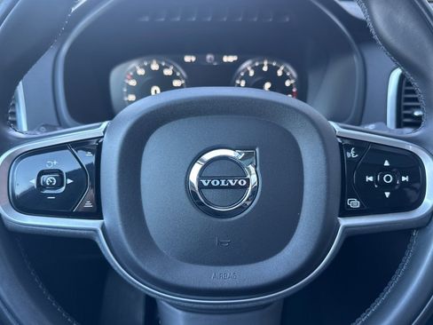 Used 2022 Volvo XC90 T5 Momentum w/ Advanced Package image 26