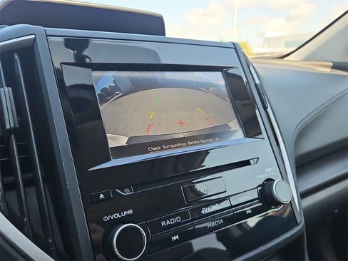 Used 2019 Subaru Crosstrek 2.0i Premium w/ Moonroof Package image 21