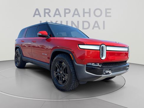 Used 2024 Rivian R1S Adventure Dual AWD/4WD image 7