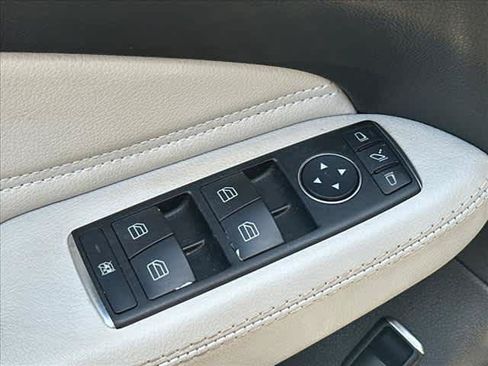 Used 2018 Mercedes-Benz GLE 350 4MATIC image 18