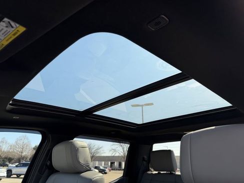 Used 2025 Toyota Tundra Limited image 27