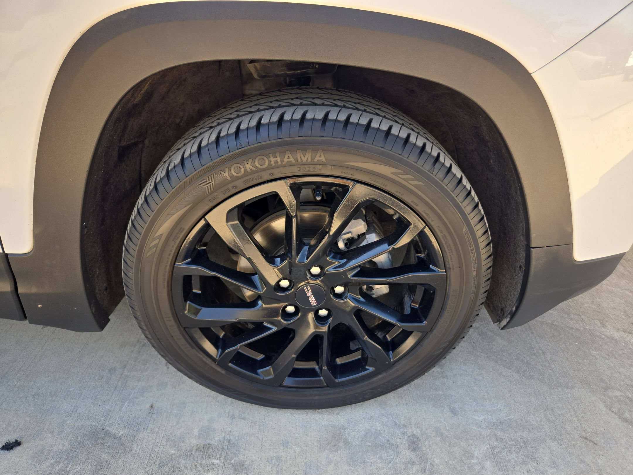 Certified 2024 GMC Terrain SLT w/ Tech Package AWD/4WD image 9