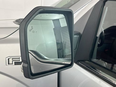 Used 2019 Ford F150 Platinum w/ Equipment Group 701A Luxury image 16