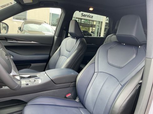 Certified 2026 INFINITI QX60 Sport w/ Dark Cargo Package image 22