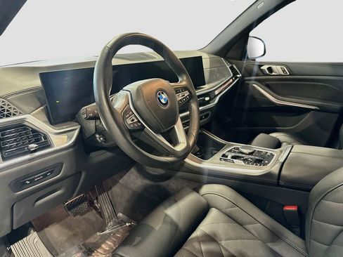 Used 2024 BMW X5 xDrive50e AWD/4WD image 9