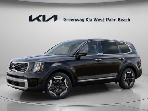 New 2025 Kia Telluride S image 4