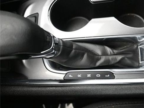 Used 2023 Chevrolet Malibu LT image 16