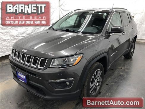 Used 2017 Jeep Compass Latitude w/ Popular Equipment Group image 1
