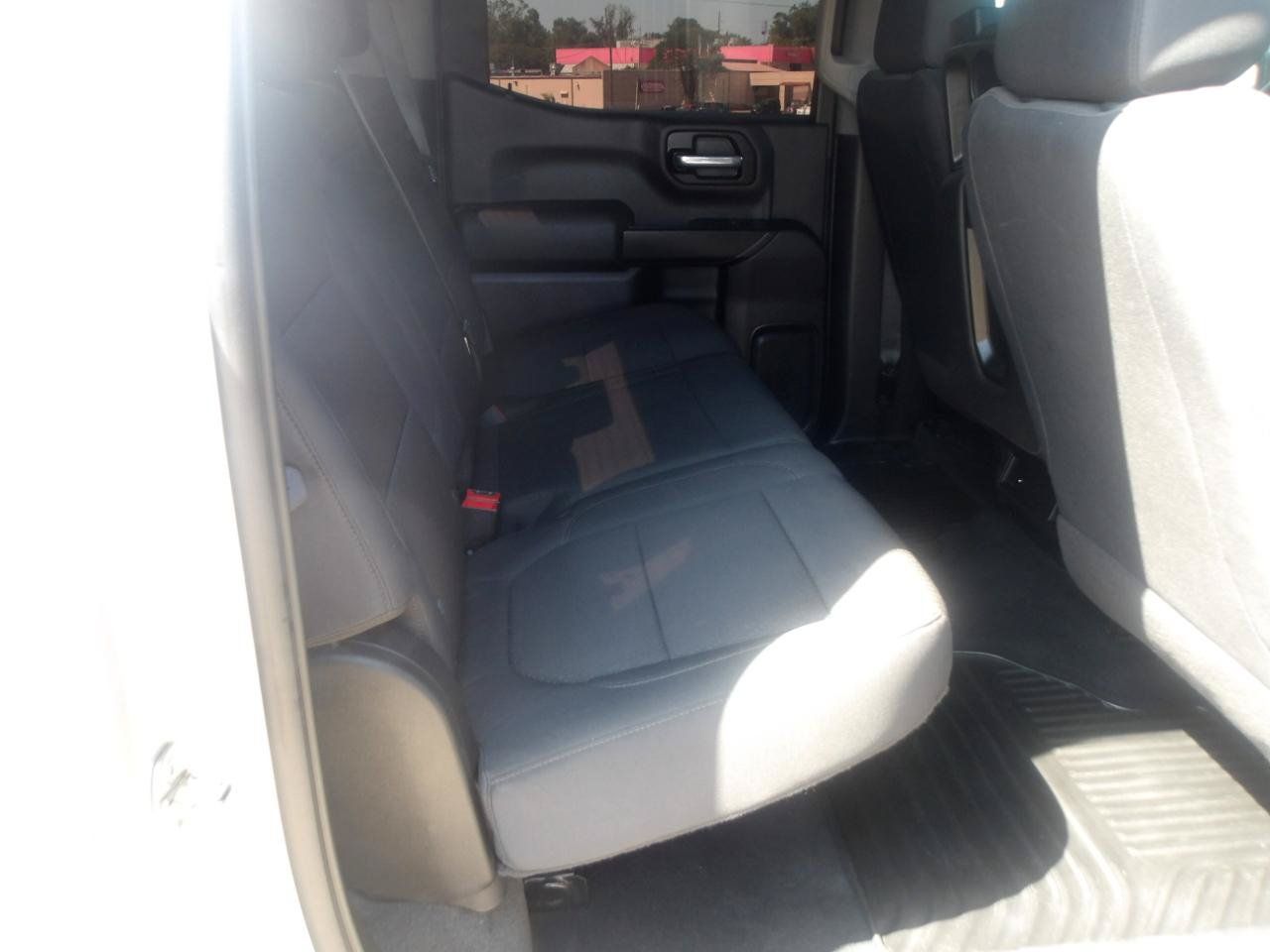 Used 2020 Chevrolet Silverado 1500 Custom w/ Custom Value Package RWD image 8