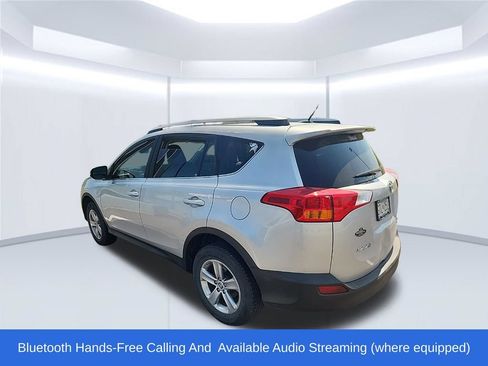 Used 2015 Toyota RAV4 XLE AWD/4WD image 5