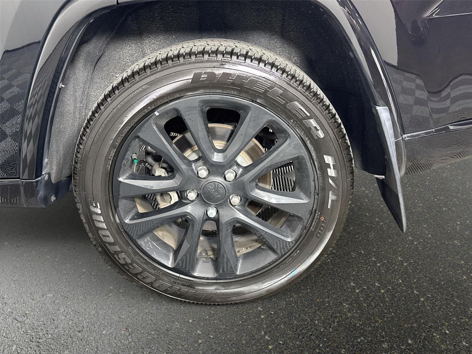 Used 2020 Jeep Grand Cherokee Altitude RWD image 31