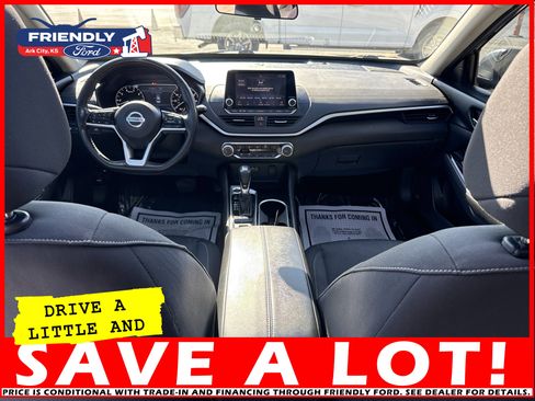 Used 2022 Nissan Altima 2.5 SV w/ SV Premium Package image 25