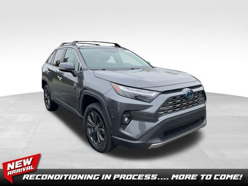 Used 2023 Toyota RAV4 Limited image 1