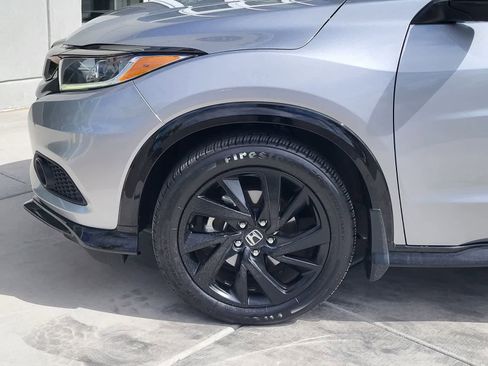 Used 2022 Honda HR-V Sport image 8