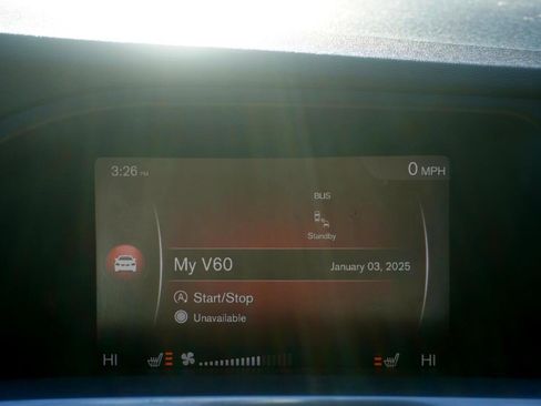 Used 2018 Volvo V60 T5 Cross Country w/ Convenience Package image 25