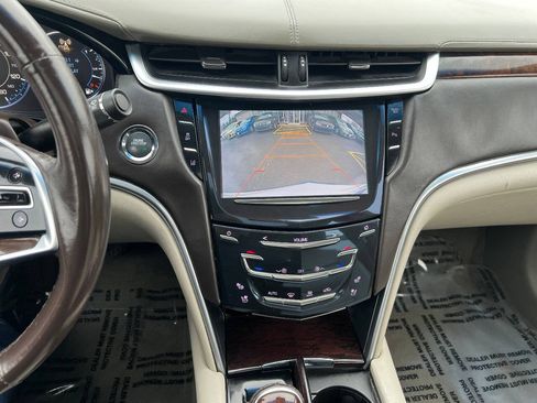 Used 2013 Cadillac XTS Platinum AWD/4WD image 36