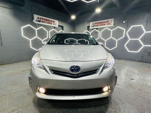 Used 2012 Toyota Prius V Five FWD image 8