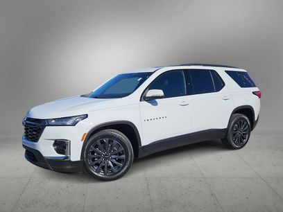 Used 2023 Chevrolet Traverse RS