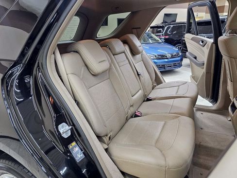 Used 2015 Mercedes-Benz ML 350 2WD w/ Premium 1 Package image 24
