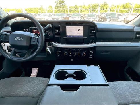 Used 2024 Ford F350 XLT w/ 360-Degree Camera Package AWD/4WD image 5
