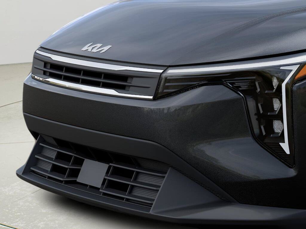 New 2026 Kia K4 FWD image 12