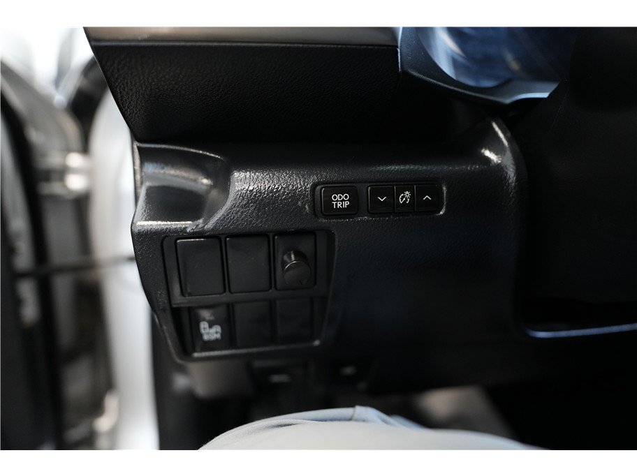 Used 2015 Lexus IS 250 w/ F-Sport Package RWD image 18