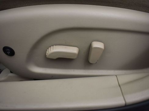 Used 2013 Nissan Altima 2.5 SV image 27