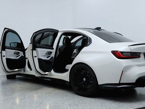 Used 2022 BMW M3 Competition w/ M Carbon Exterior Package image 10
