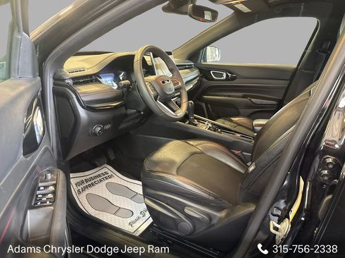 Used 2024 Jeep Compass Trailhawk AWD/4WD image 14