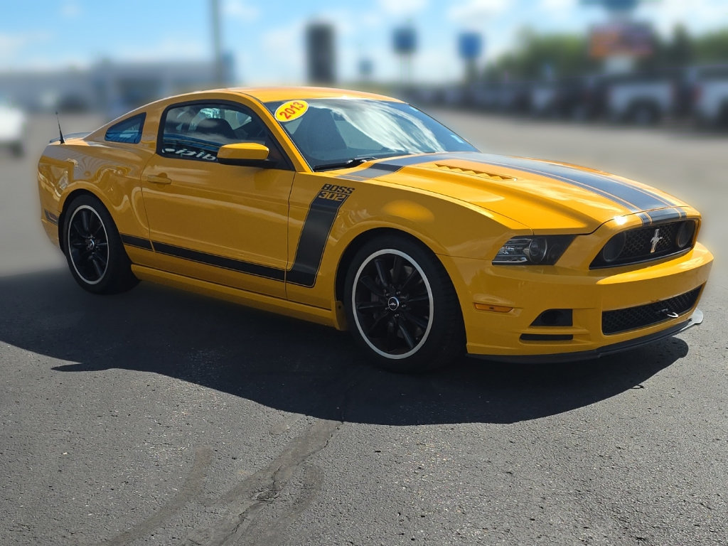 Used 2013 Ford Mustang Boss 302 RWD image 5