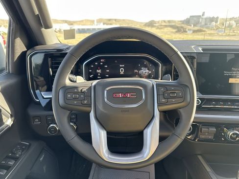 New 2026 GMC Sierra 1500 SLT w/ SLT Premium Plus Package AWD/4WD image 9