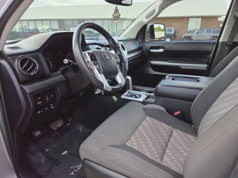 Used 2018 Toyota Tundra SR5 w/ TRD Off Road Package AWD/4WD image 25