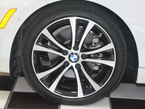 Used 2020 BMW 230i xDrive Convertible w/ Convenience Package AWD/4WD image 13
