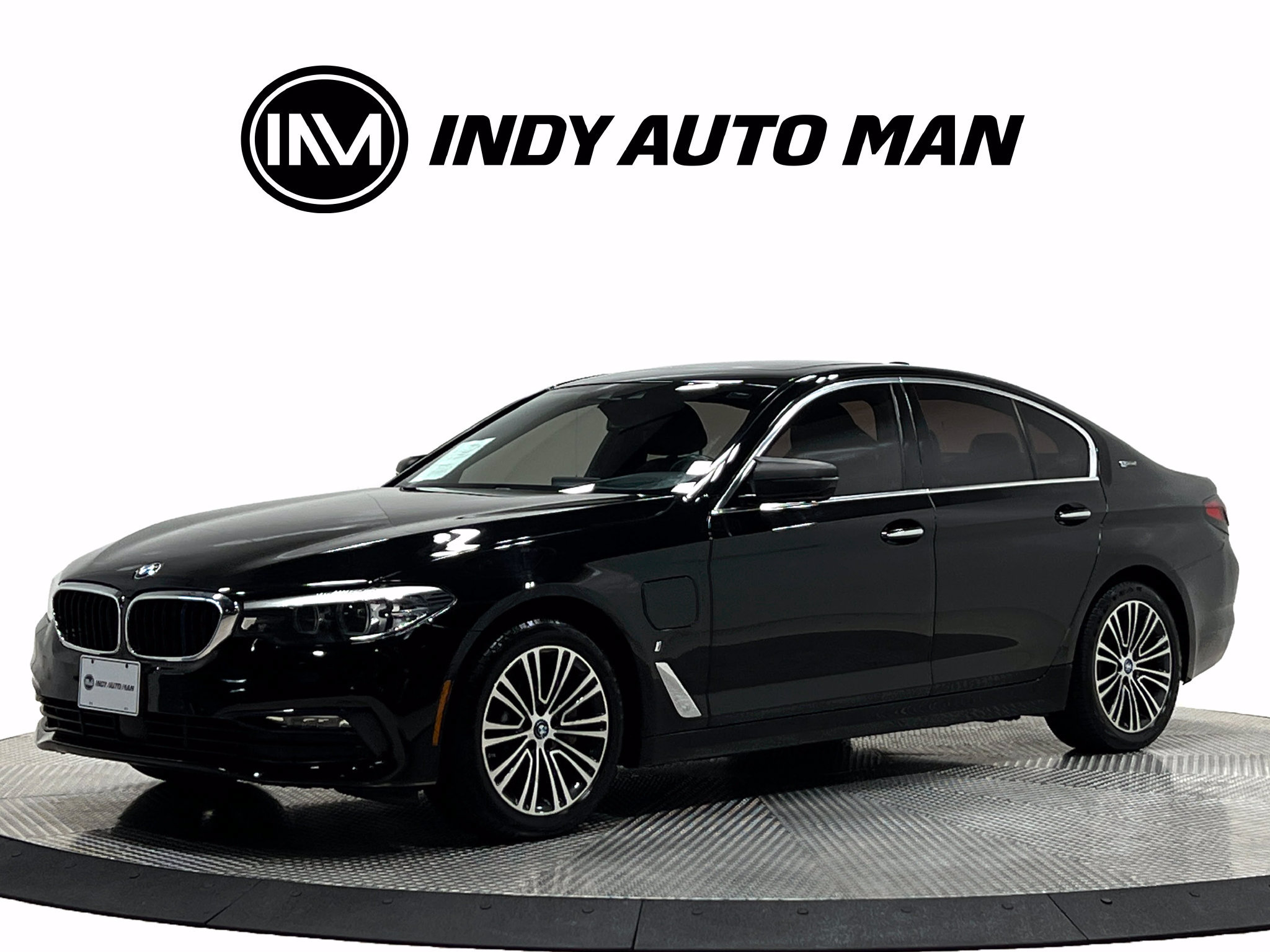 Used 2018 BMW 530e xDrive AWD/4WD image 8