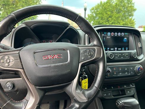 Used 2018 GMC Canyon All Terrain w/ Trailering Package AWD/4WD image 9