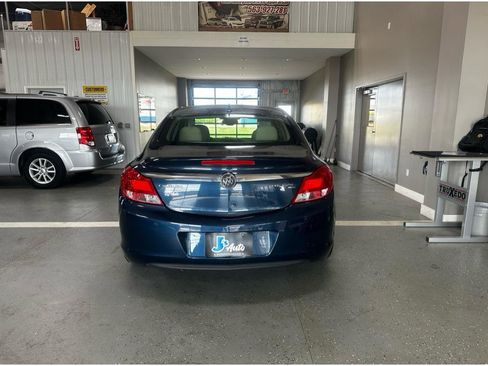 Used 2011 Buick Regal CXL image 6