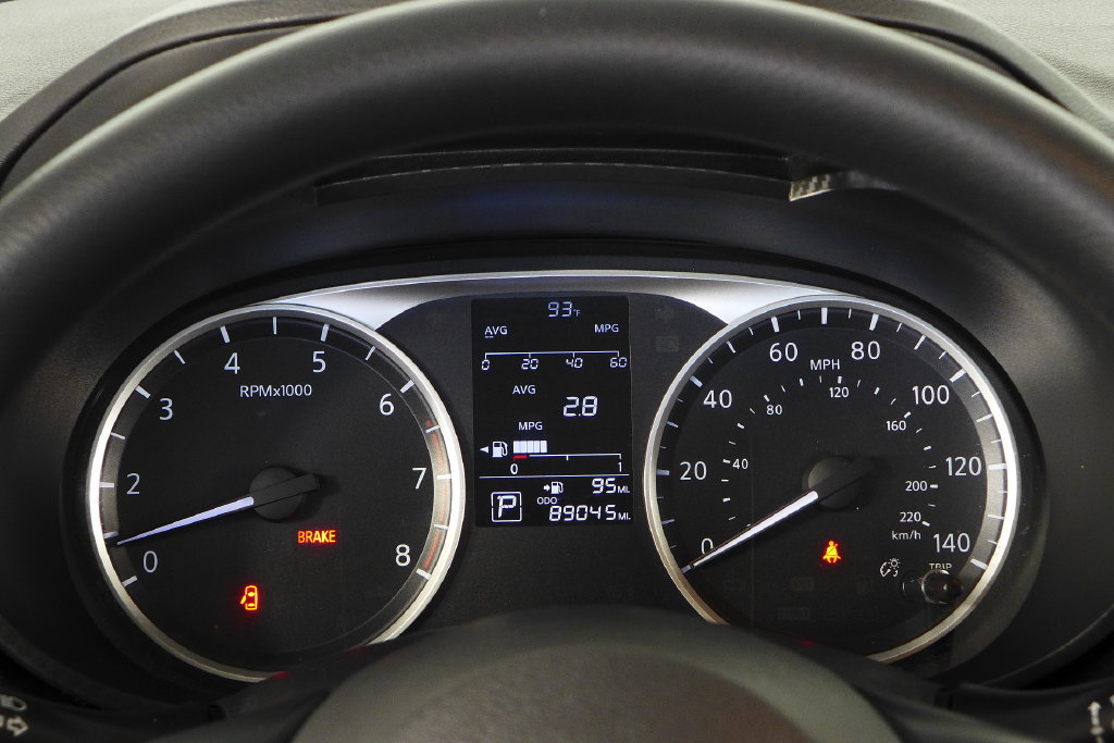 Used 2020 Nissan Versa S FWD image 27