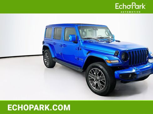 Used 2023 Jeep Wrangler Unlimited Sahara AWD/4WD image 1